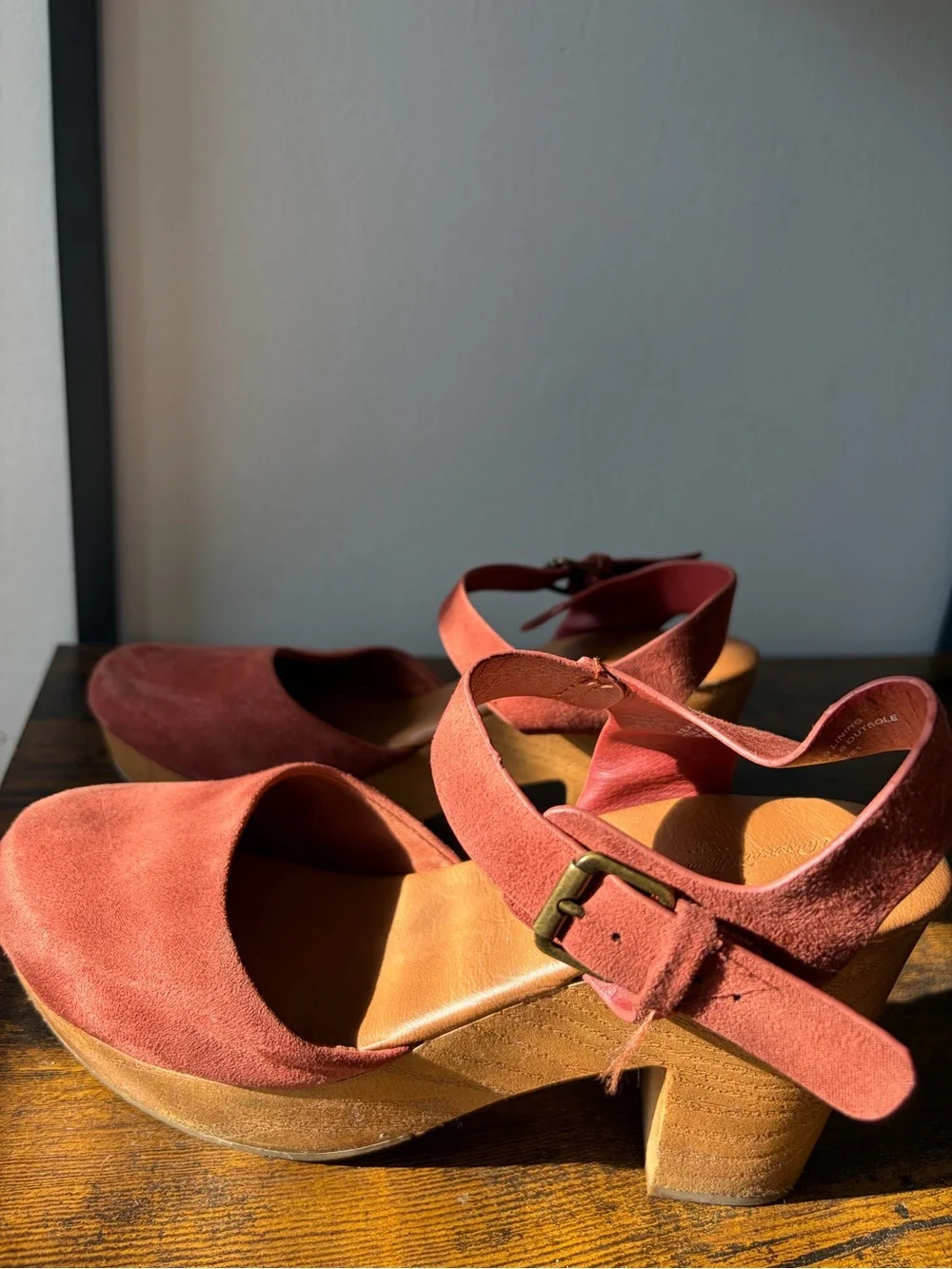 Universal Thread chic burgundy